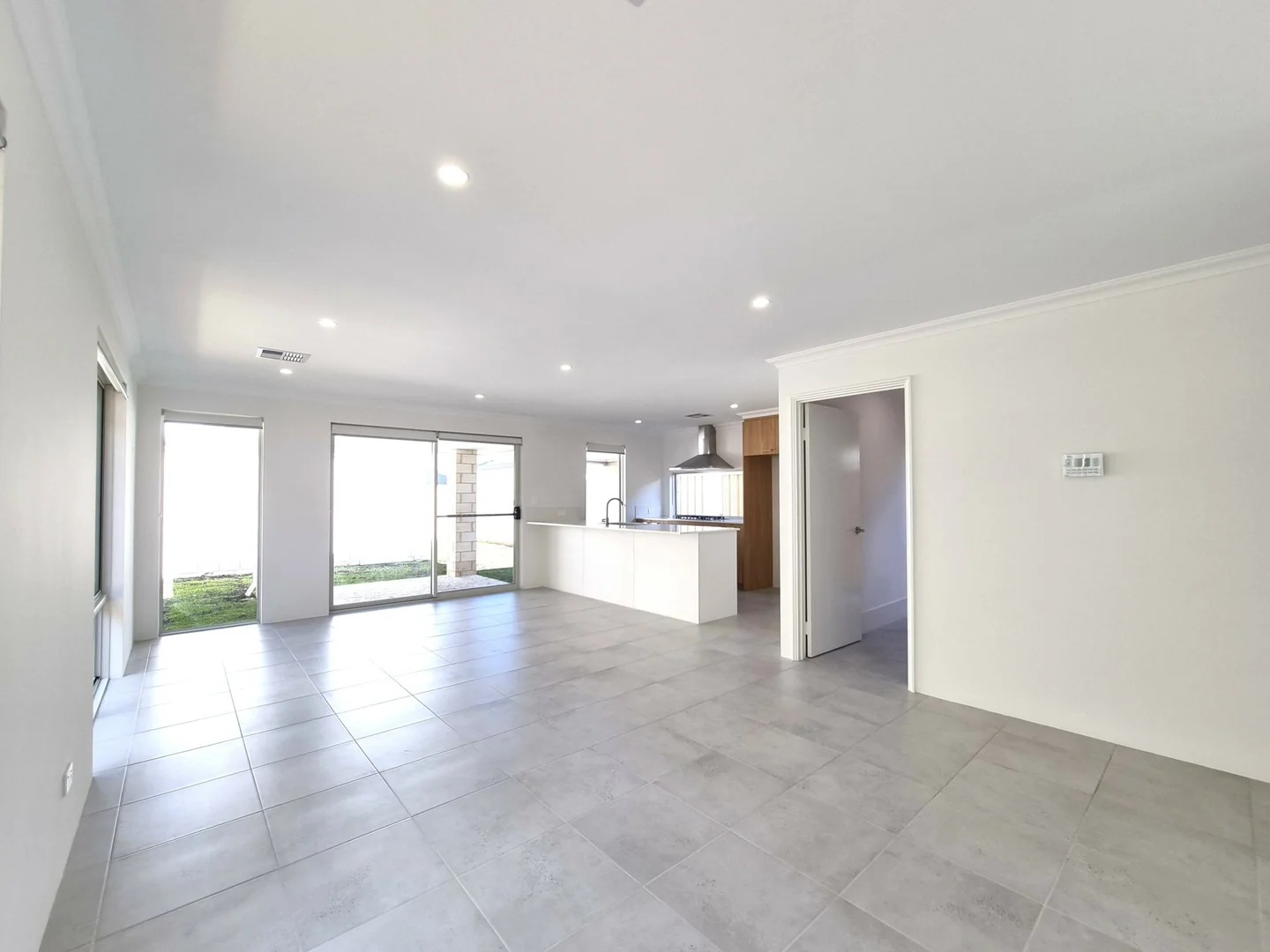 Additional image 11 of 14 Montclair Crescent, Success WA 6164