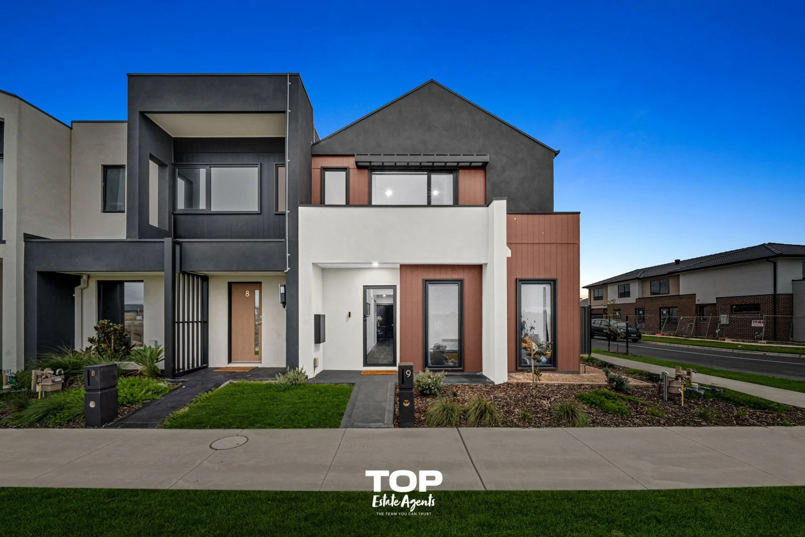 9 Winnipeg Walk, Clyde VIC 3978