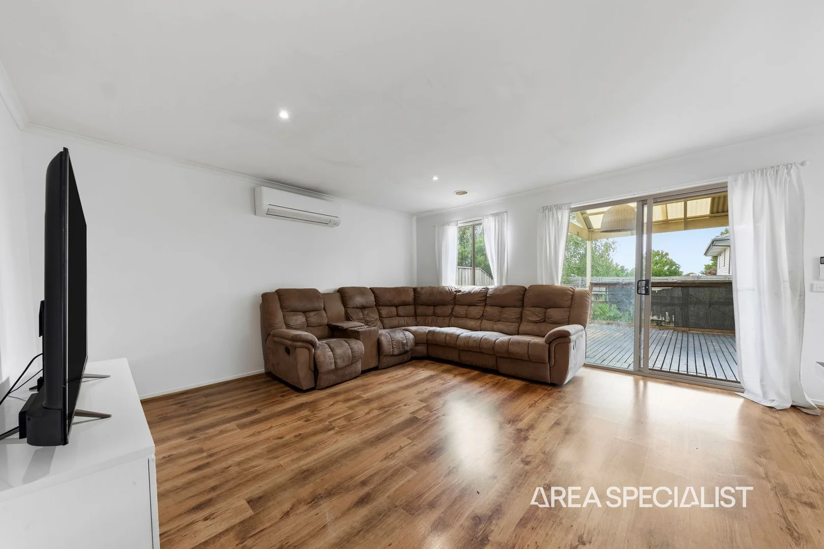 Additional image 16 of 30 Kimberley Grove, Pakenham VIC 3810