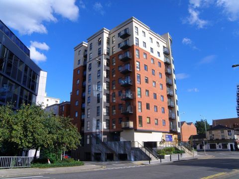 Watlington Street, Reading, Berkshire RG1