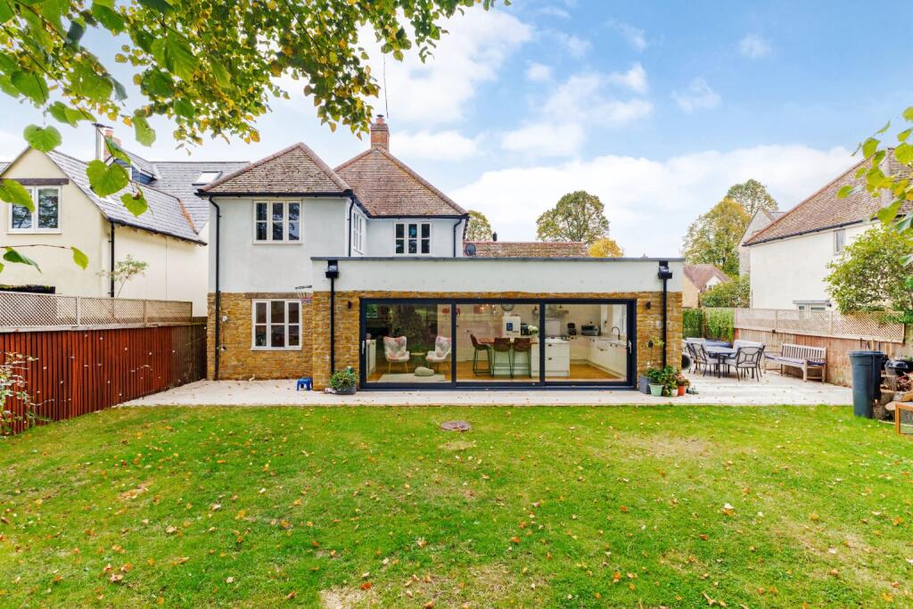 Ainstey Drive, Sparkford