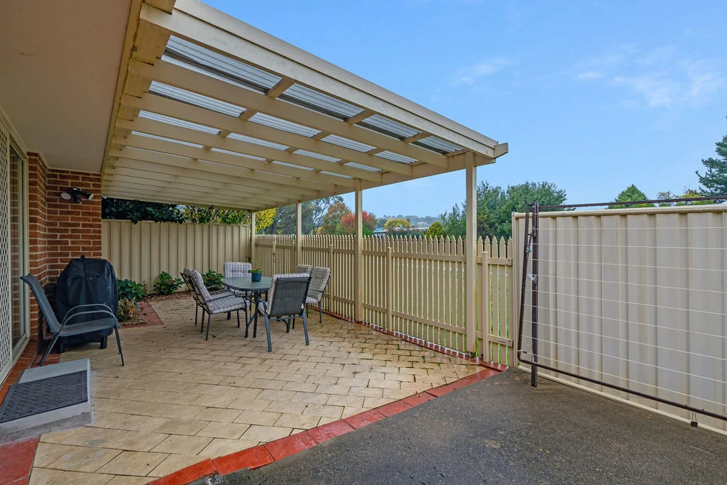 Additional image 10 of 2/31 Walker Crescent, Jerrabomberra NSW 2619