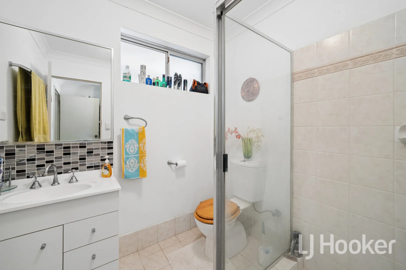 Additional image 12 of 37B Ravenhill Road, Thornlie WA 6108