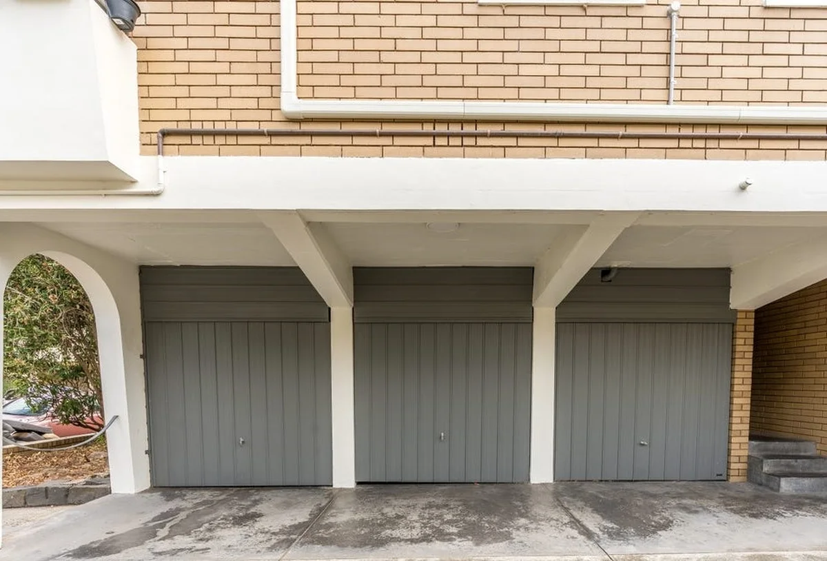 Additional image 9 of 2/1 Hartpury Avenue, Elwood VIC 3184
