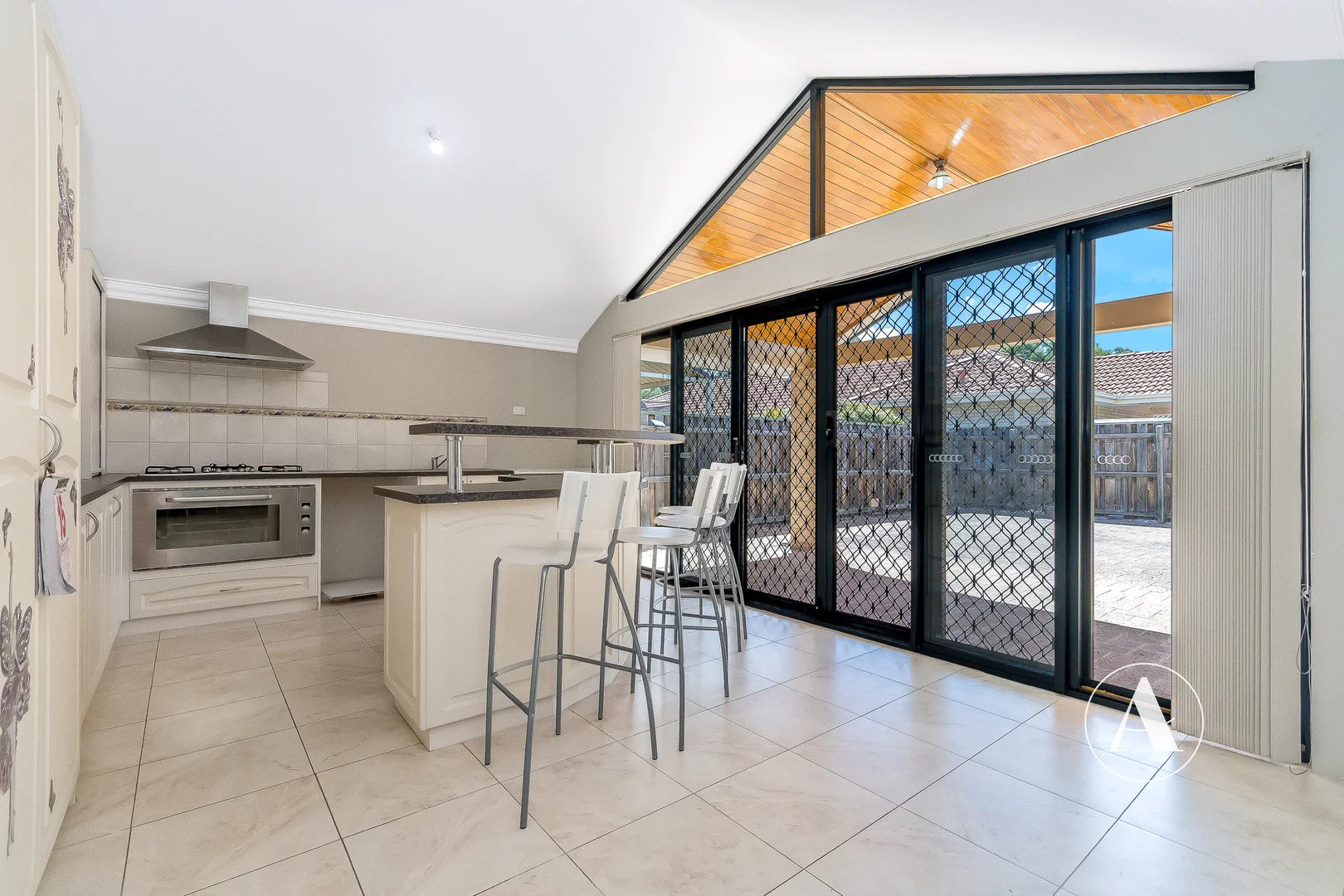 Additional image 13 of 30 Ambleside Way, Canning Vale WA 6155