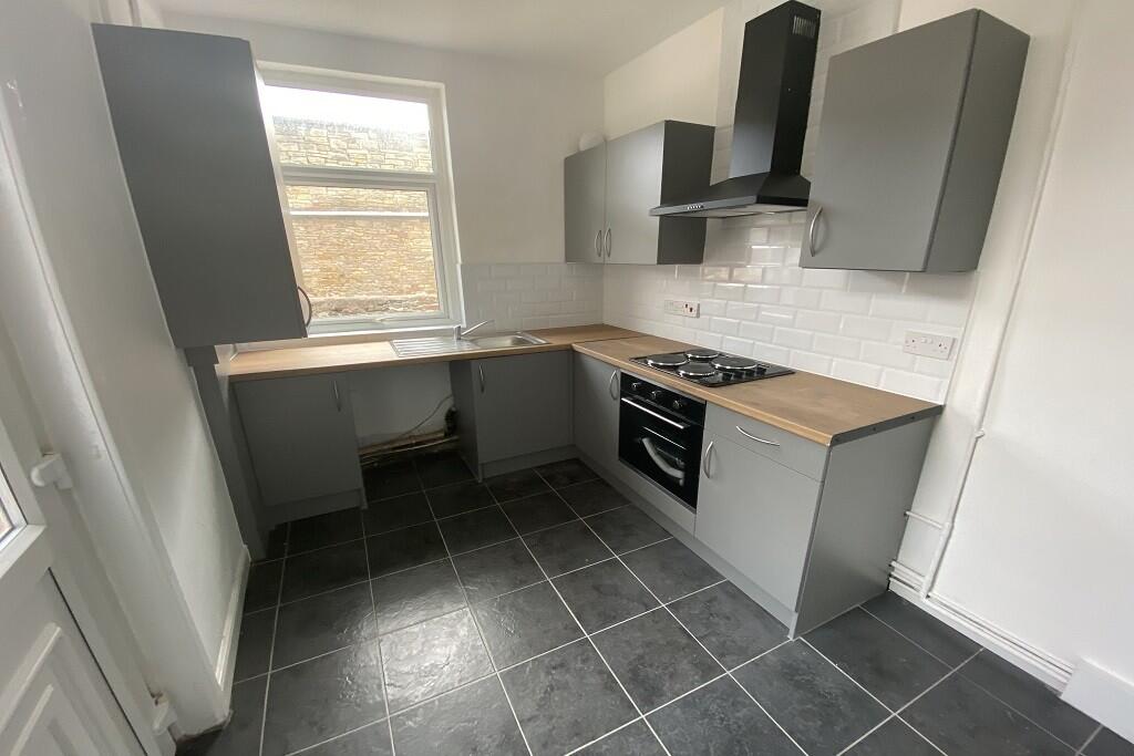 Blackburn Road, Darwen, BB3 0AB, UK