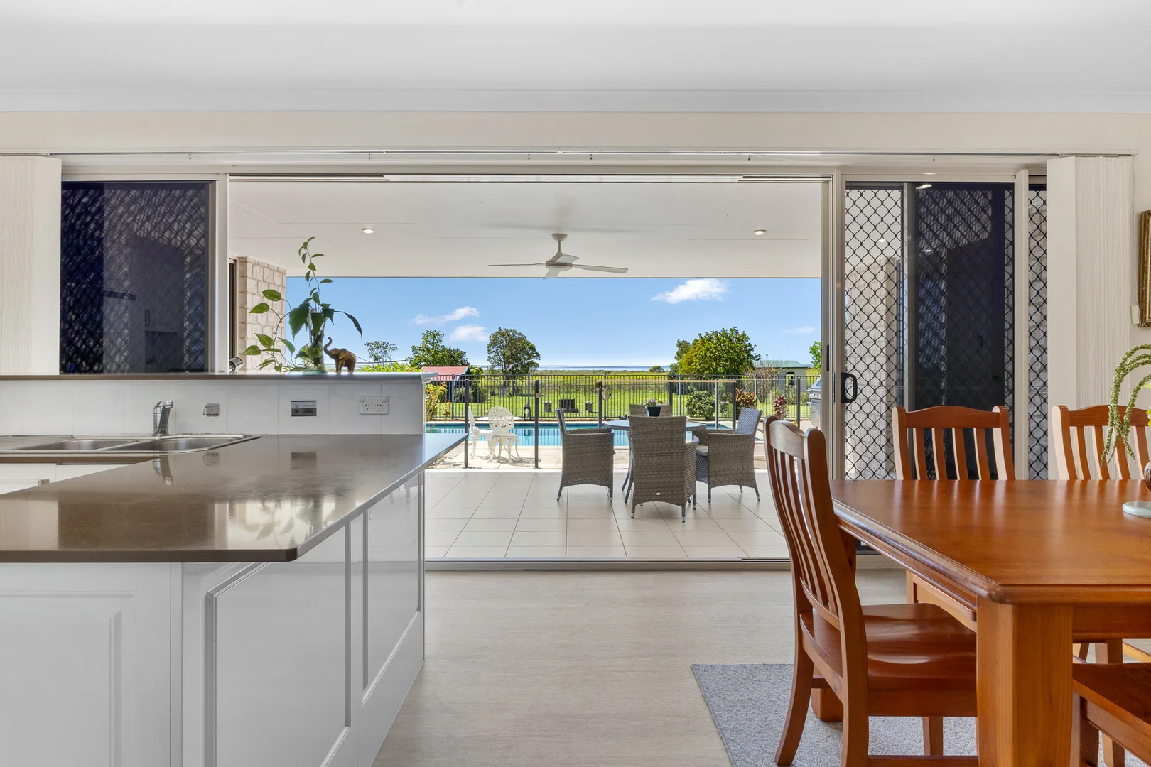 Additional image 5 of 137-139 cove Boulevard, River Heads QLD 4655