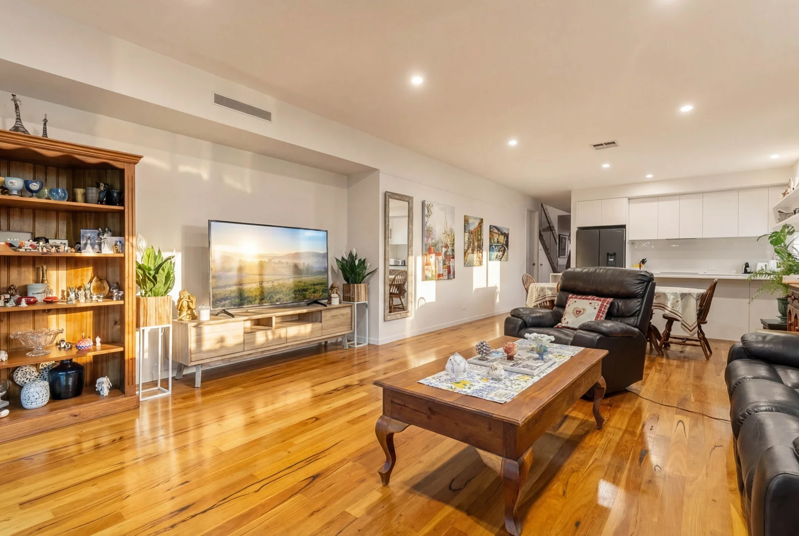 Additional image 5 of 2/17 Nankeen Avenue, Paradise Point QLD 4216