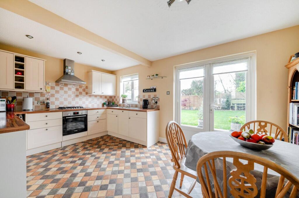 Additional image 2 of Saunters Close, Wincanton, Somerset, BA9