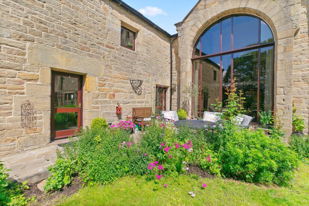 Leach Way, Riddlesden, Keighley, West Yorkshire, BD20