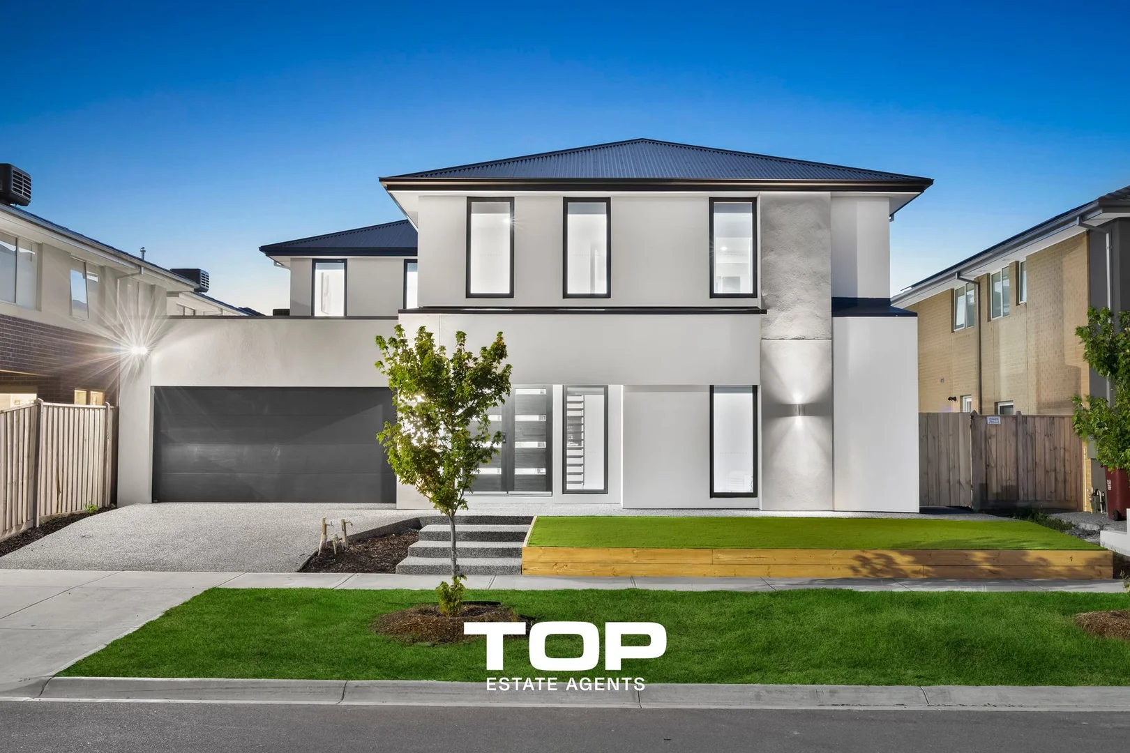 21 Khan Boulevard, Clyde North VIC 3978 photo 2