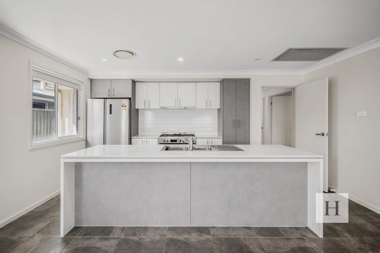 Additional image 2 of 23 Jasper Ave, Hamlyn Terrace NSW 2259