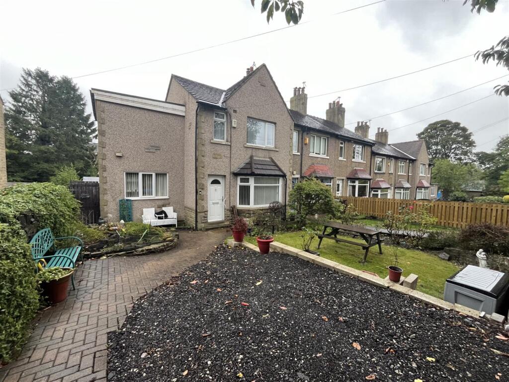 Cleckheaton Road, Low Moor, Bradford