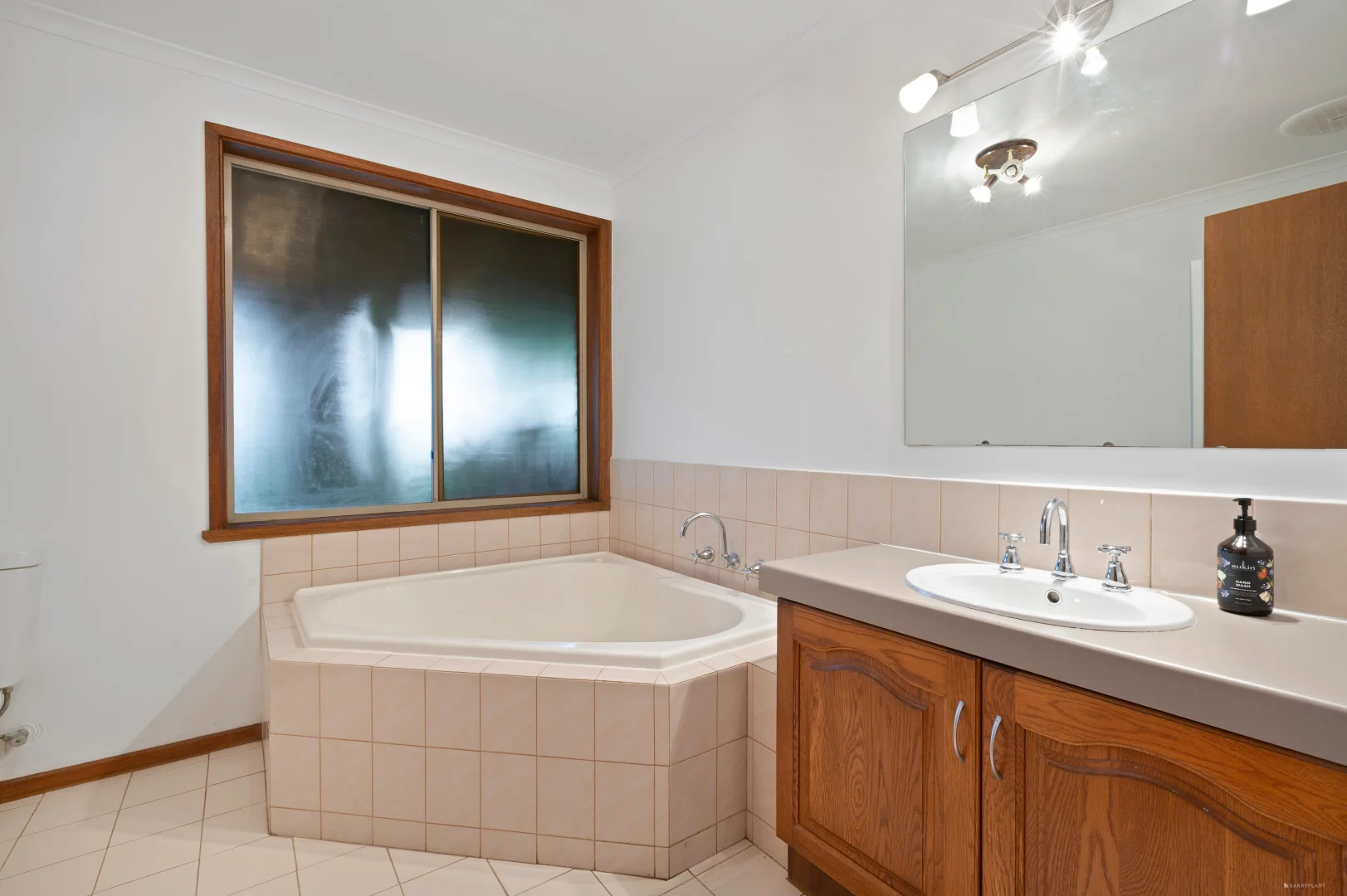 Additional image 9 of 33 Maroong Drive, Research VIC 3095