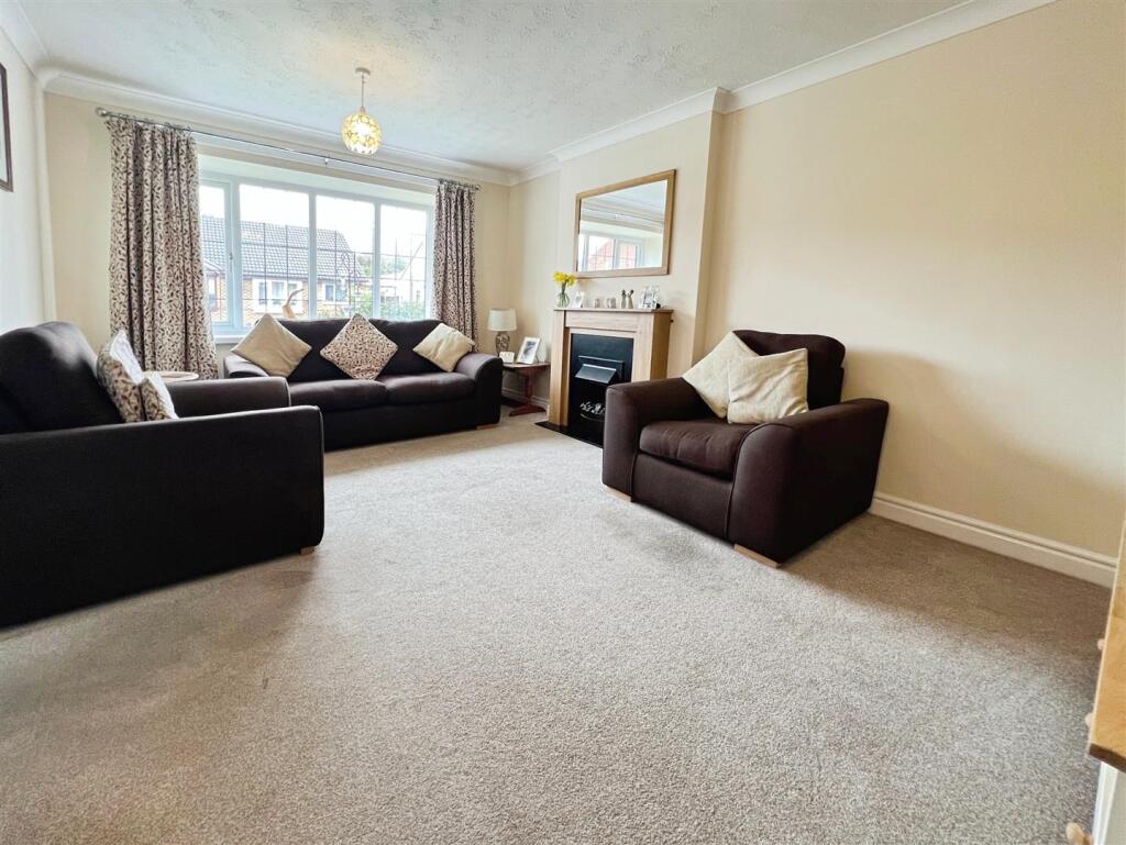 Additional image 2 of Hazelcroft, Bradford, BD2 3TH
