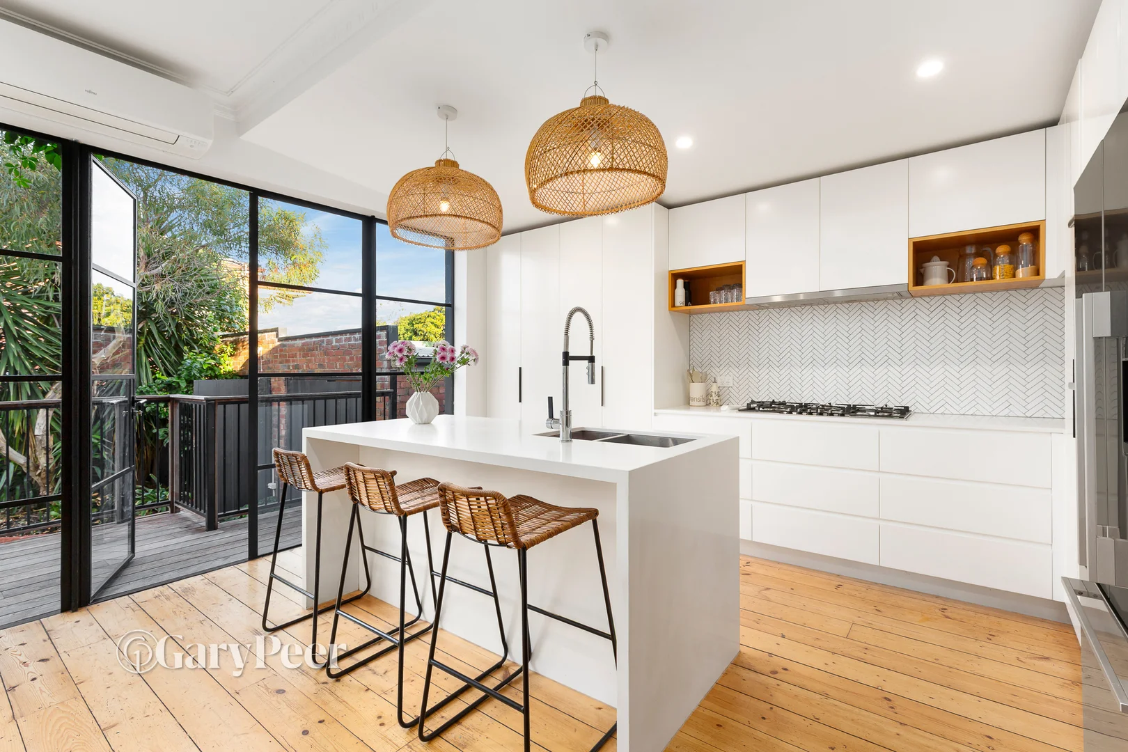27 Wallen Road, Ormond VIC 3204 photo 2