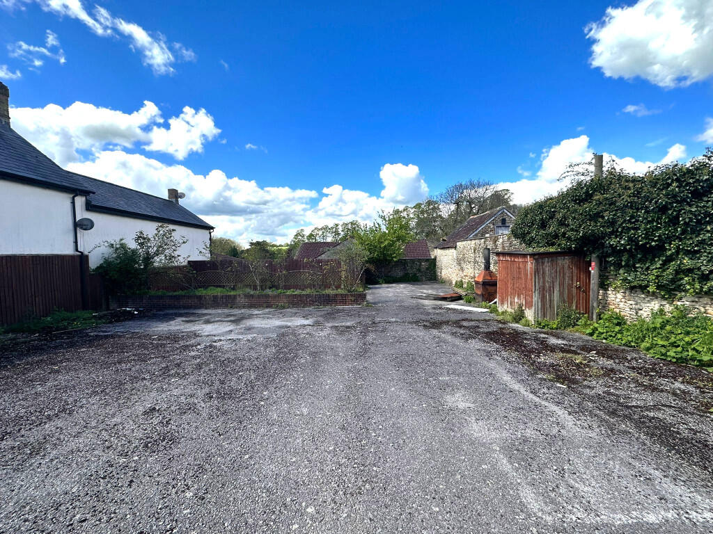 Land at Rear of Bear Inn, 12 Market Place, Wincanton, Somerset, BA9