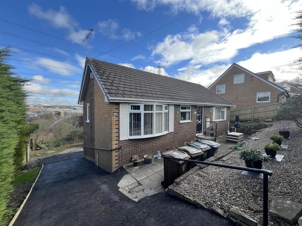 Elizabeth Avenue, Wyke, Bradford