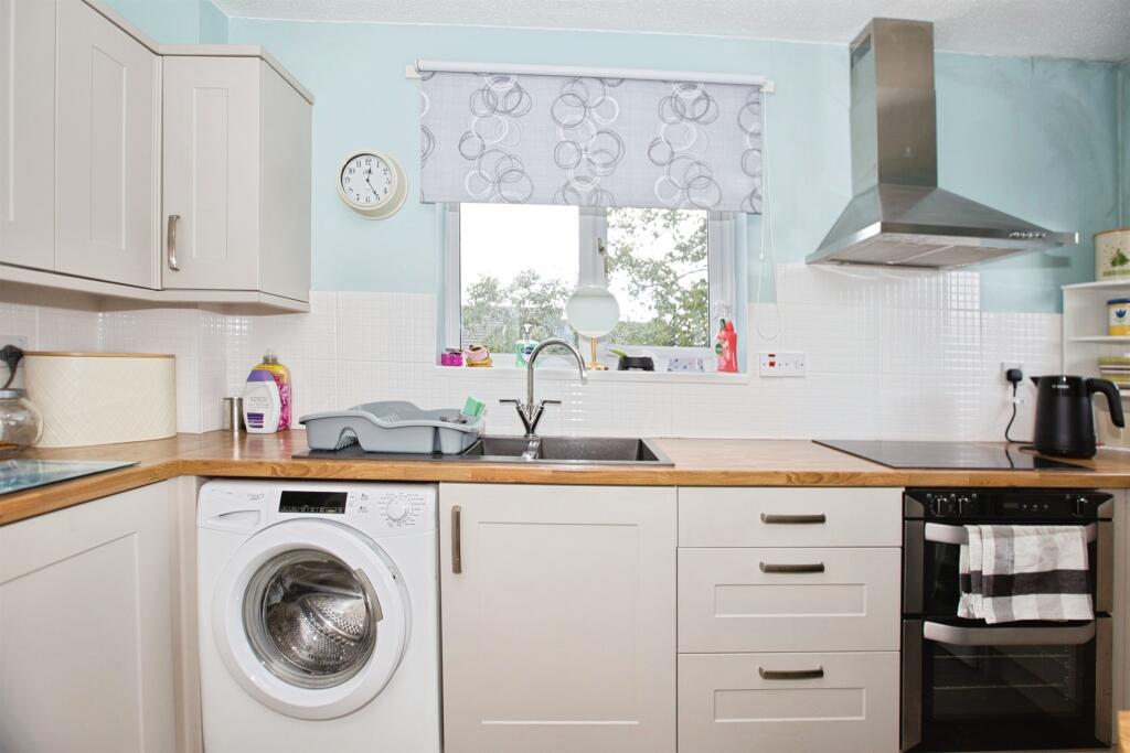 Additional image 9 of Cavalier Way, Yeovil
