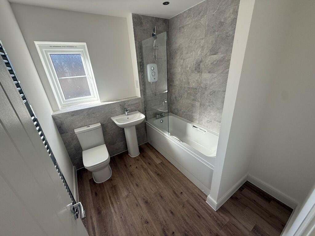 Additional image 5 of Great Clough Dr,
Rossendale,
BB4 8QZ