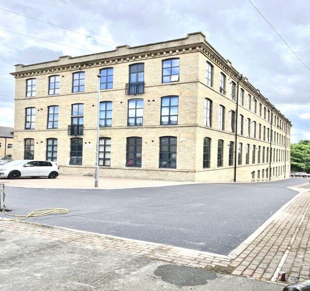 33 Prospect Mill Meadows, Cleckheaton, West Yorkshire, BD19