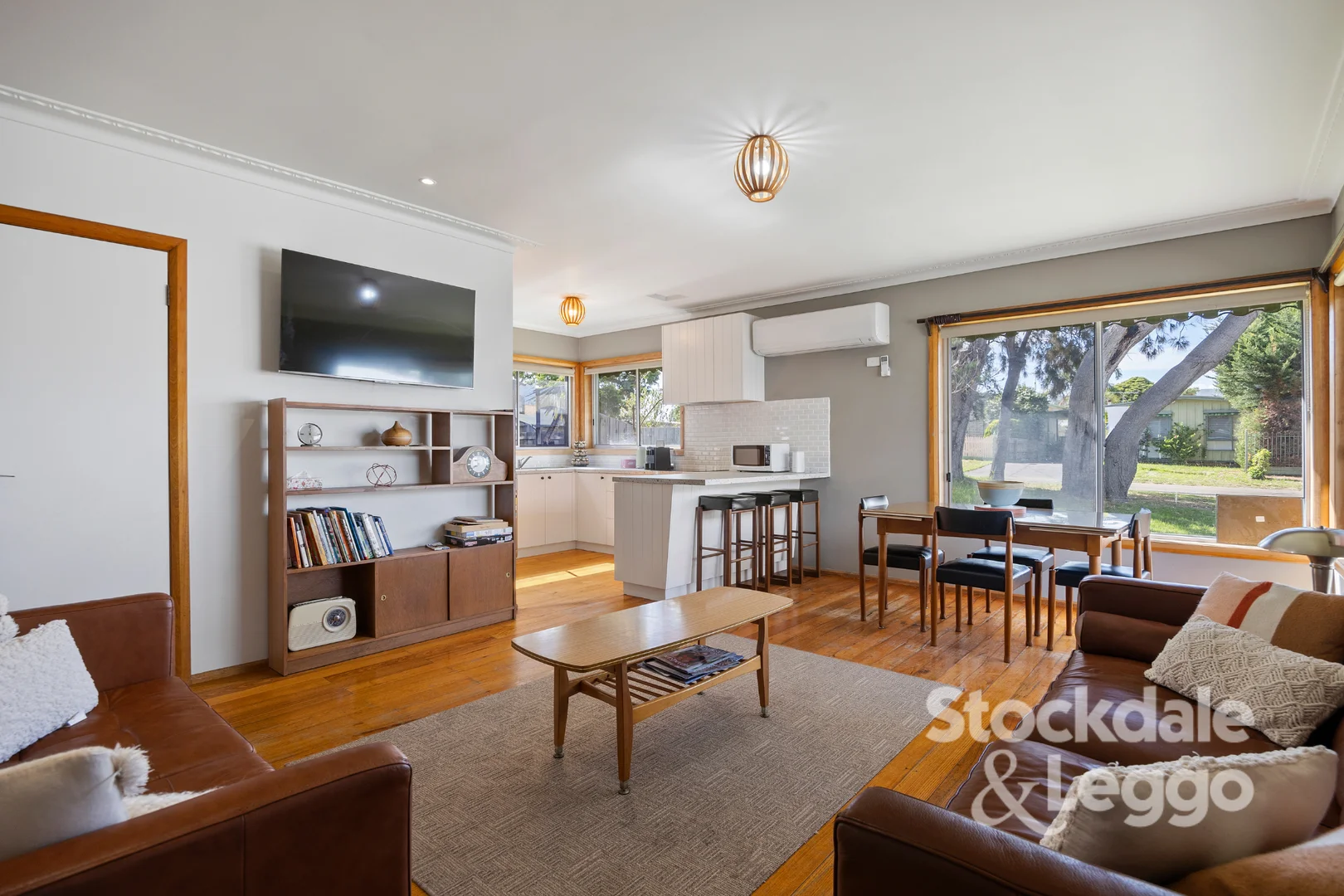 94 Sixth Avenue, Rosebud VIC 3939 photo 3