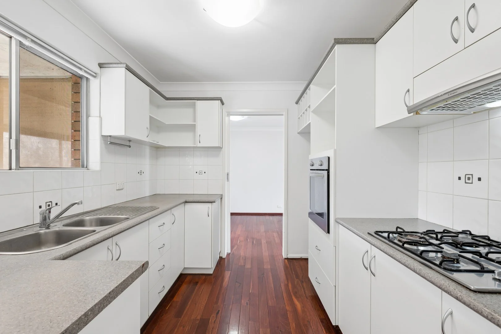 11 Elvington Way, Thornlie WA 6108