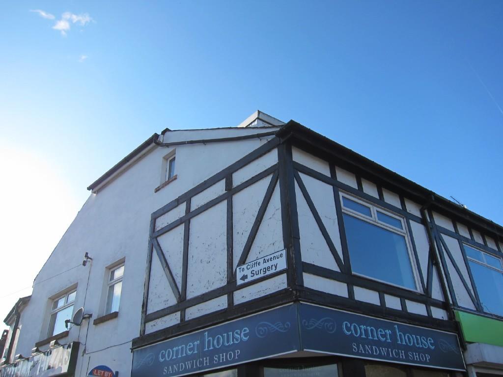 The Staithes,Baildon,BD17 ** Includes WATER bill **