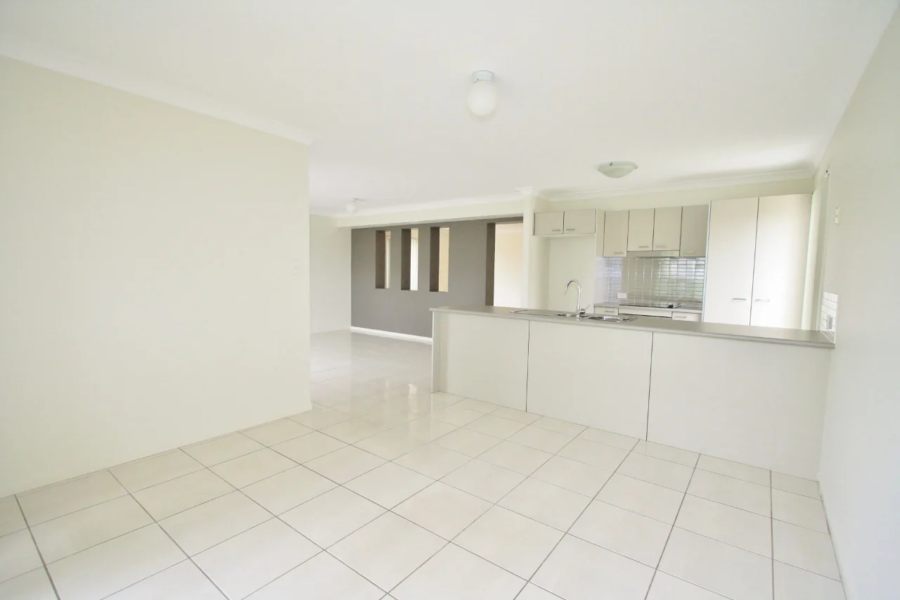 Additional image 4 of 10 Dart Place, Parkinson QLD 4115