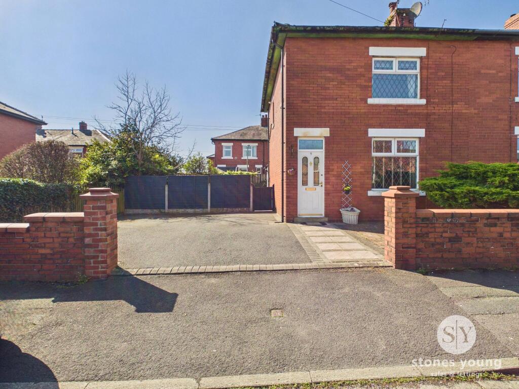 Shaftesbury Avenue, Great Harwood, BB6