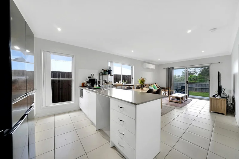 Additional image 2 of 20 Hoist Court, Augustine Heights QLD 4300