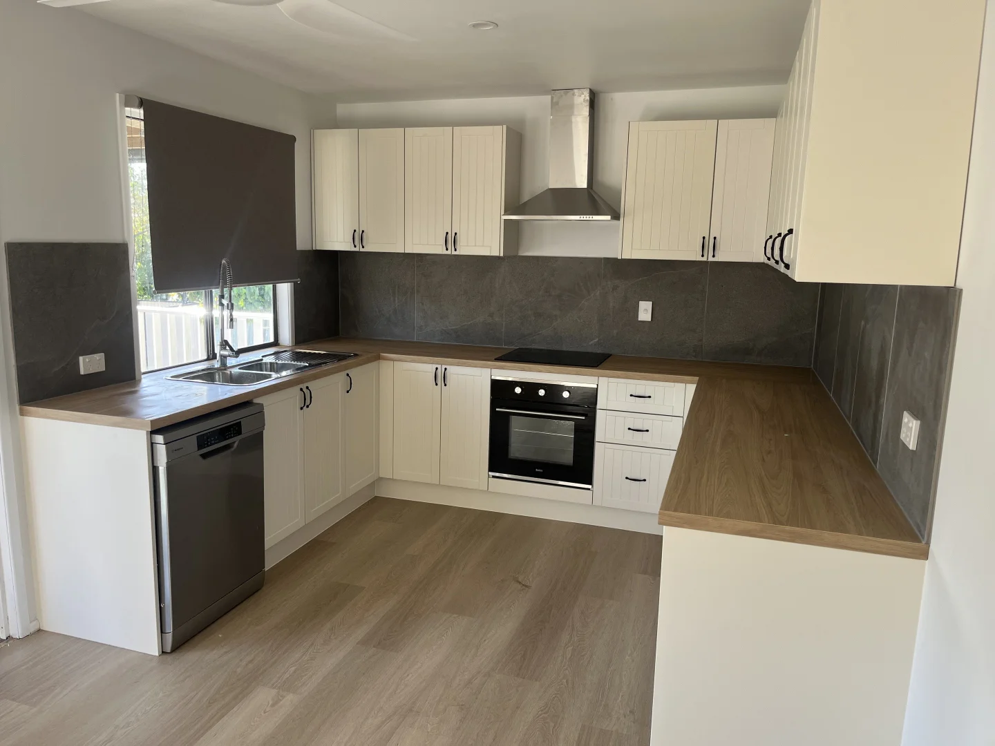 6 Orchid Drive, Deception Bay QLD 4508 photo 3
