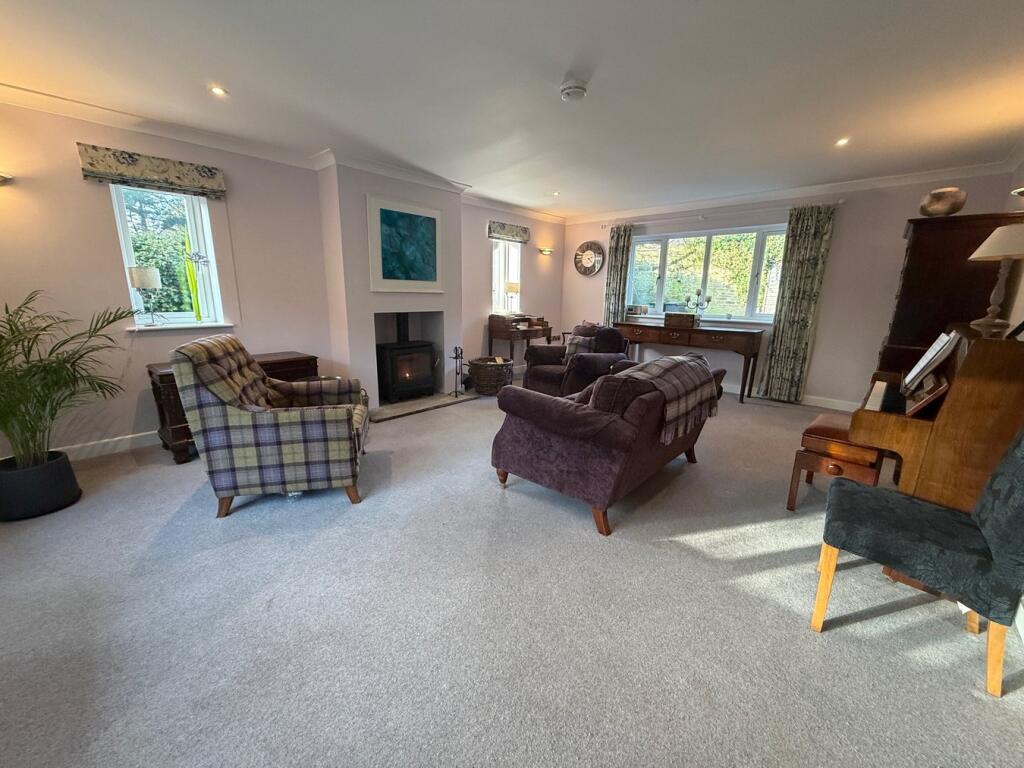 Additional image 4 of Gilstead Lane, Bingley, BD16