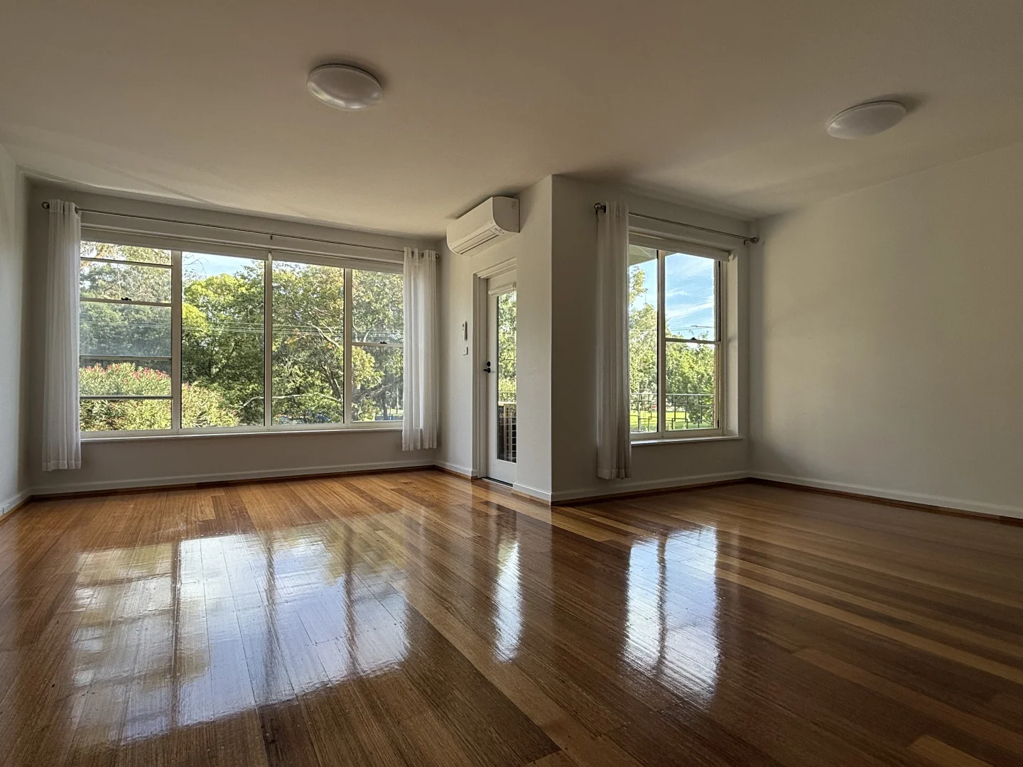 Additional image 4 of 2/44 White Avenue, Kew East VIC 3102