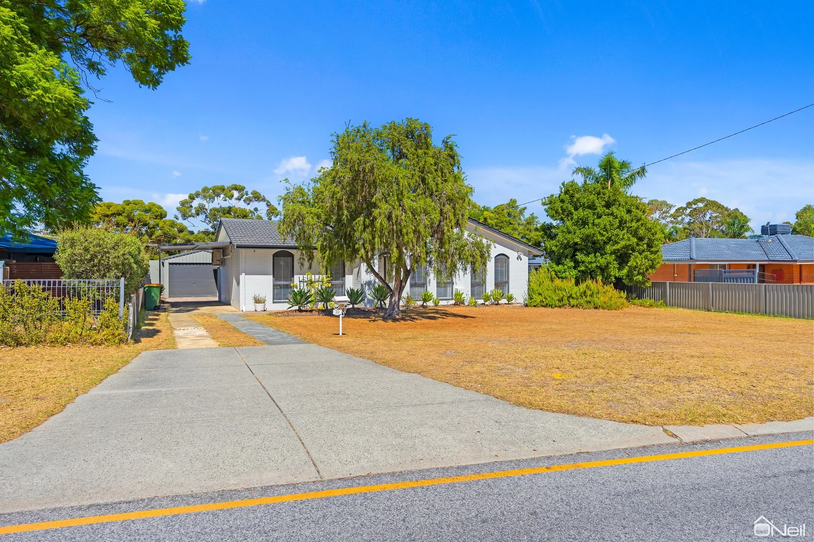 23 Lowanna Way, Armadale WA 6112 photo 3