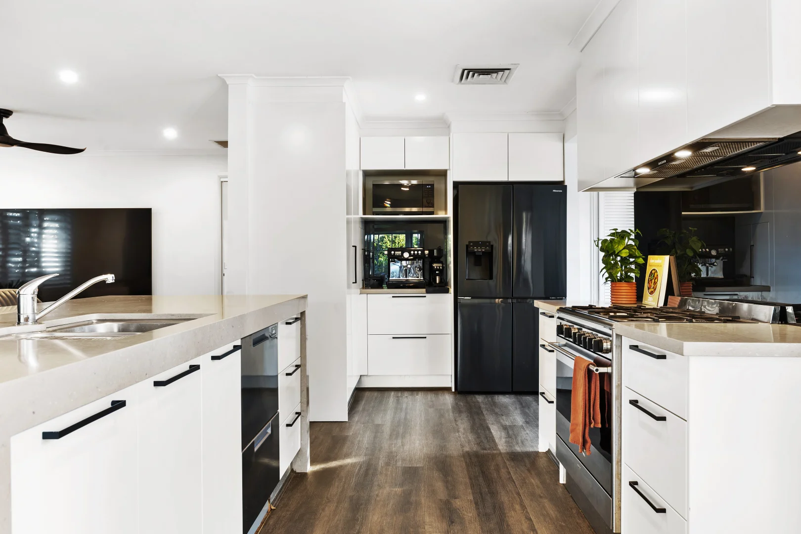 Additional image 5 of 3 Highview Avenue, Faulconbridge NSW 2776