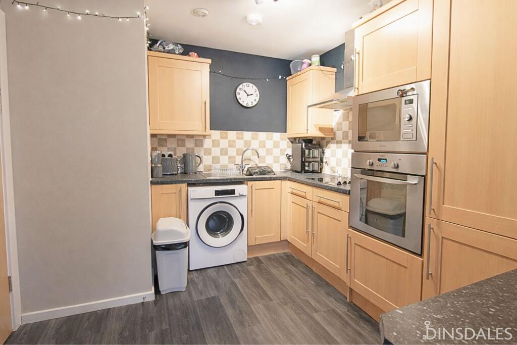 Additional image 3 of Brackendale, Bradford