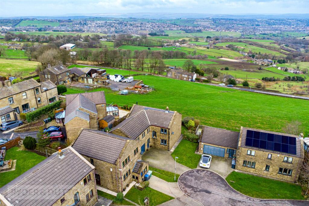 Additional image 23 of Mossy Bank Close, Queensbury, Bradford, West Yorkshire, BD13