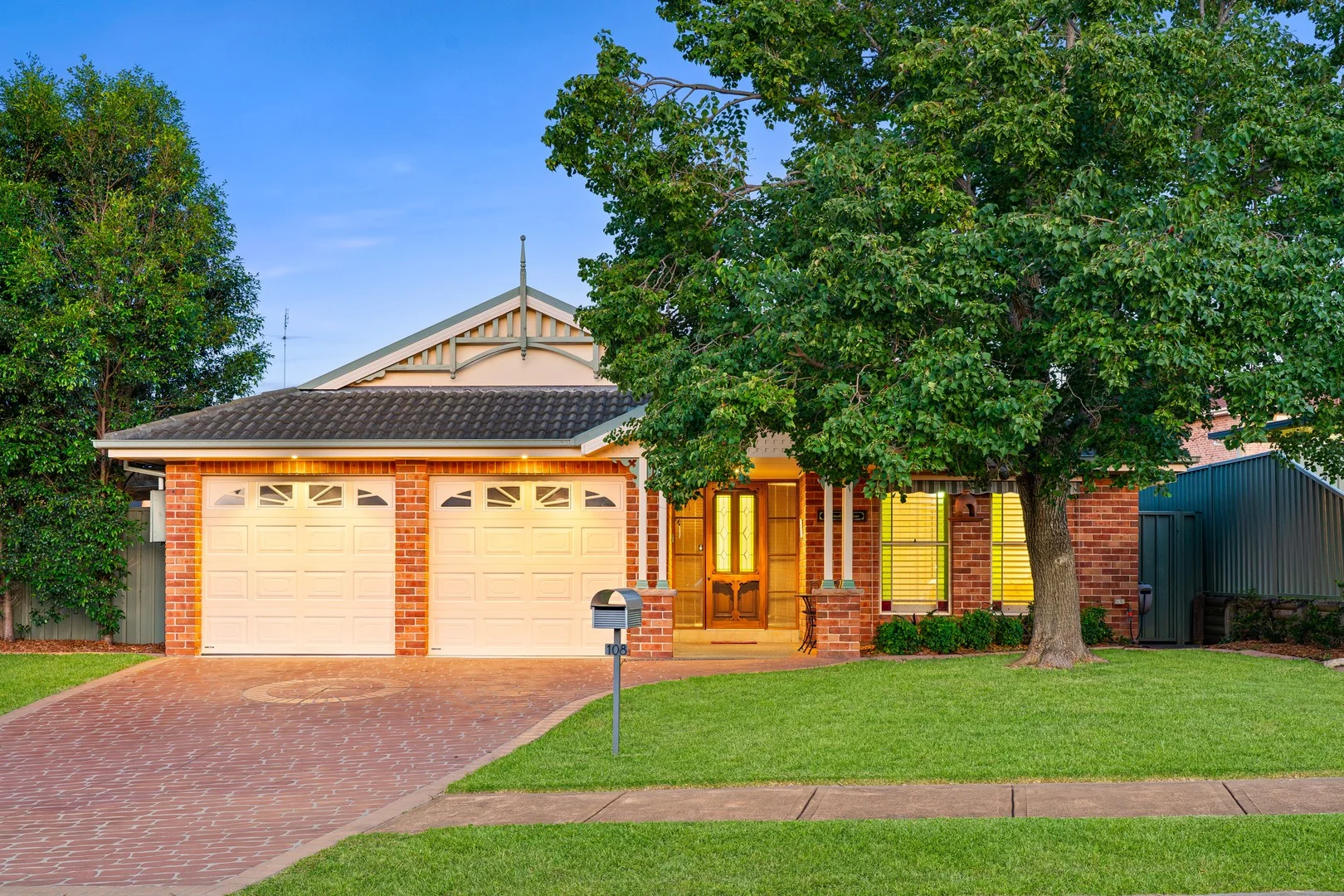 108 Glengarry Drive, Glenmore Park NSW 2745