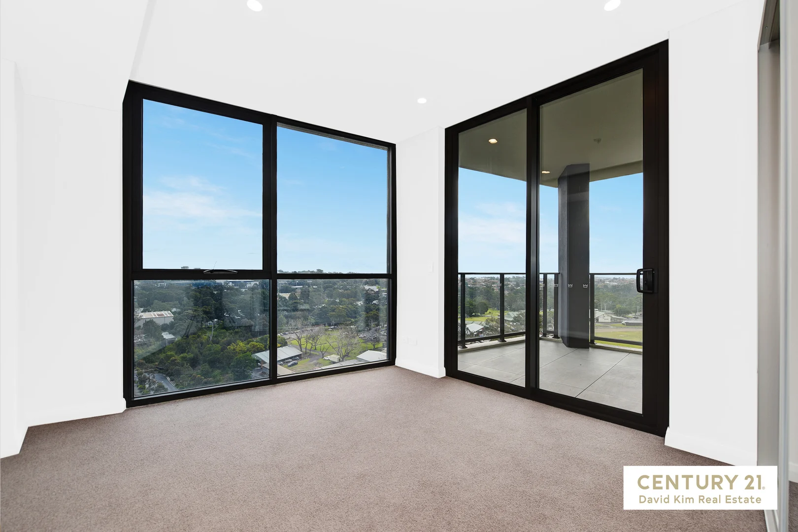 Additional image 5 of 1001/13 De Clambe Drive, Castle Hill NSW 2154