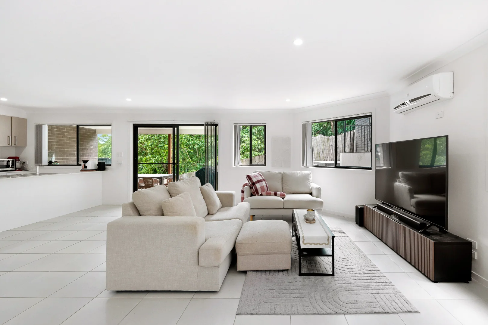 Additional image 6 of 3/114 Wunburra Circle, Pacific Pines QLD 4211