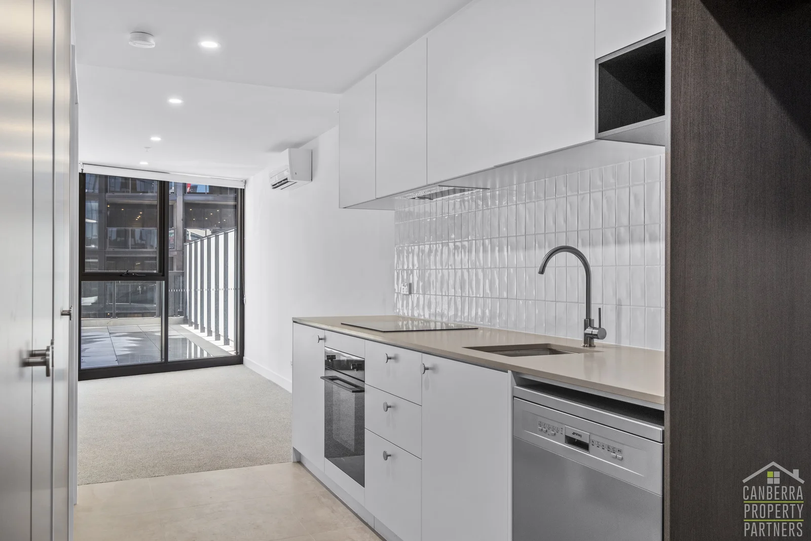 604/2 Furzer Street, Phillip ACT 2606
