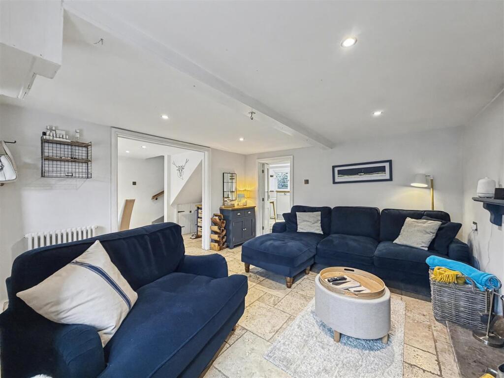 Little London, Oakhill photo 5