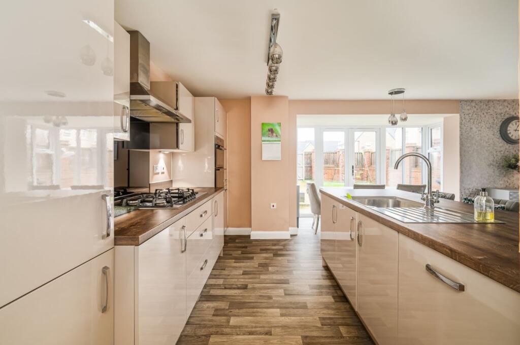 Additional image 5 of Heathfield Lane, Birkenshaw