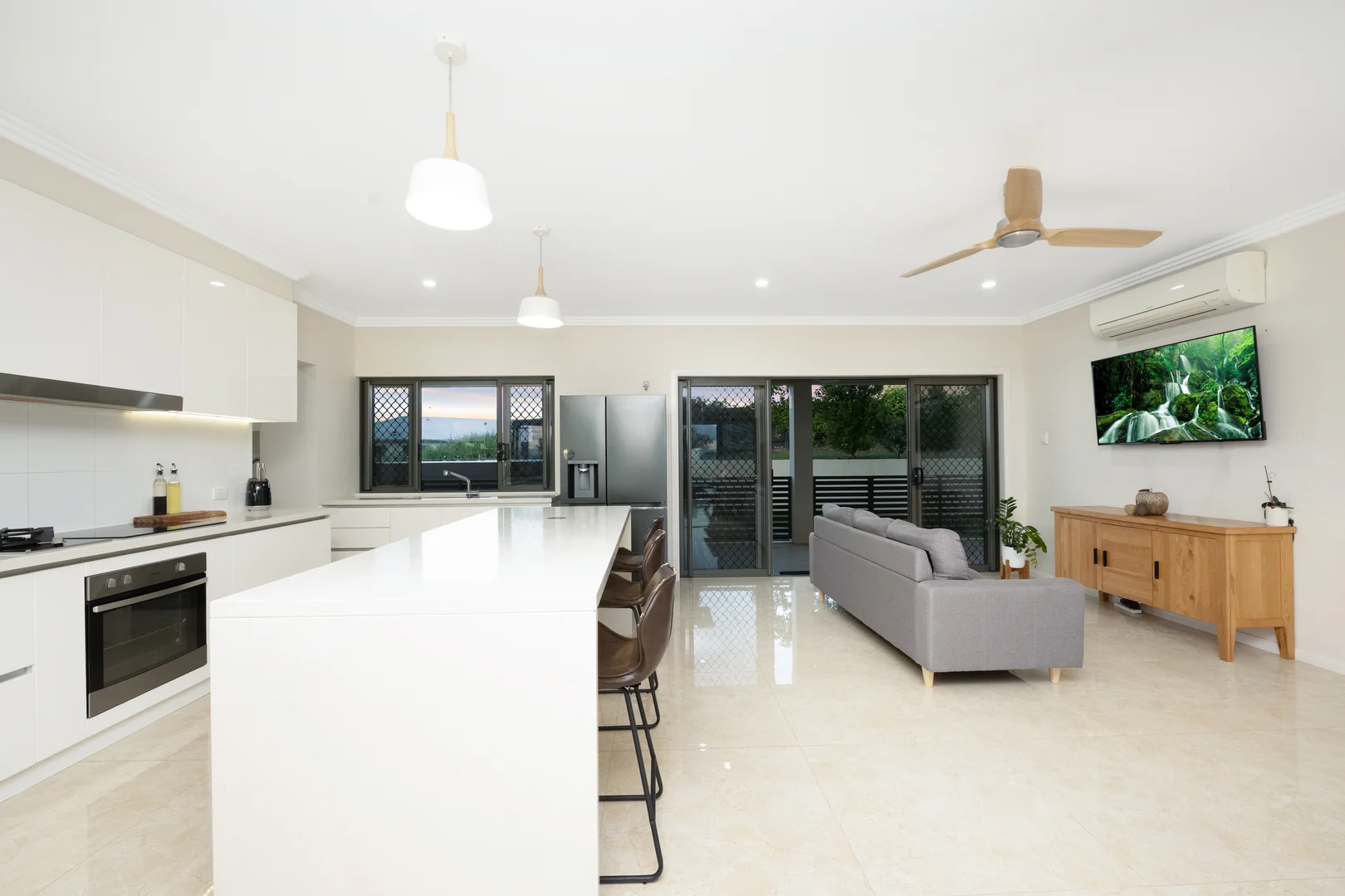 Additional image 9 of 24 Deedes Crescent, Bushland Beach QLD 4818