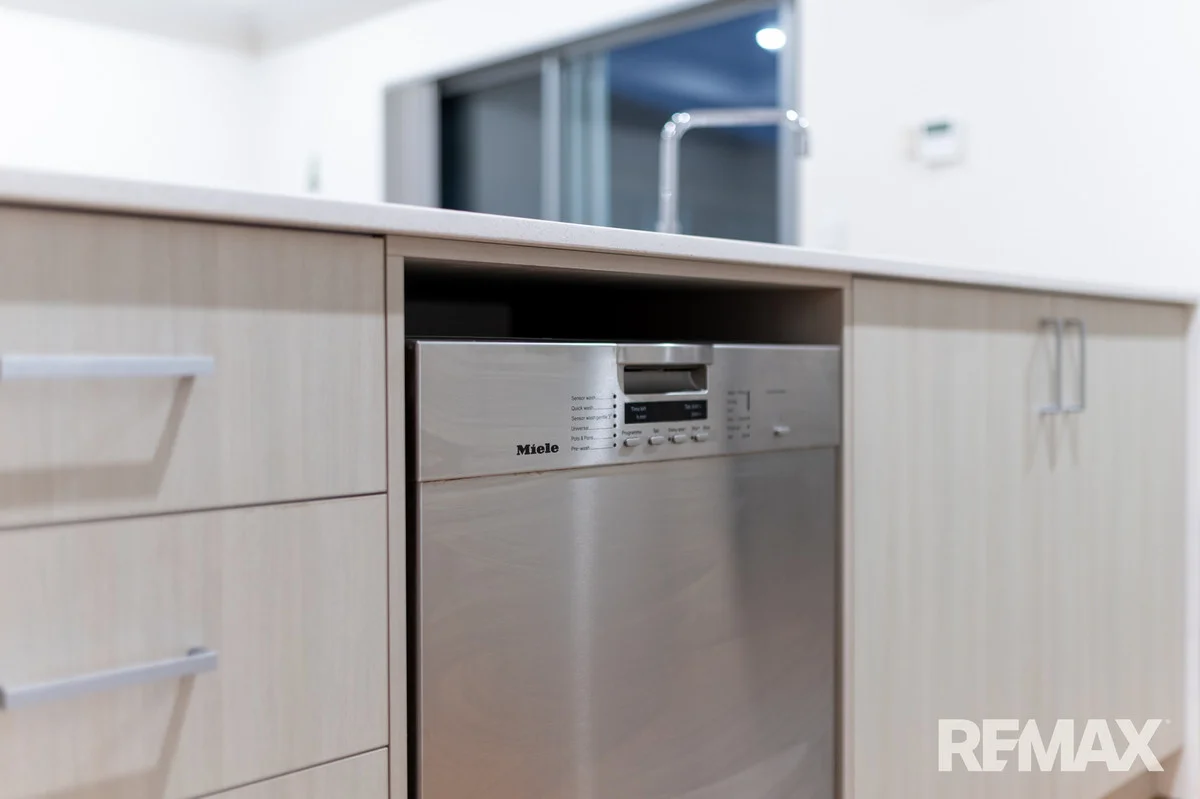 Additional image 18 of 32 Mountain Street, Banksia Grove WA 6031