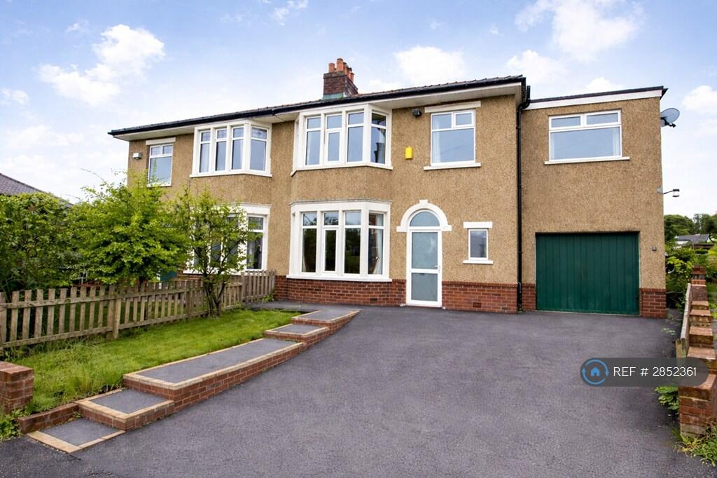 Montreal Road, Blackburn, BB2