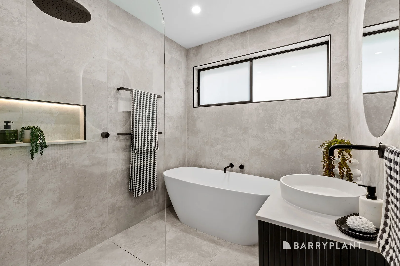 Additional image 11 of 1 Hawthorn Court, Mill Park VIC 3082