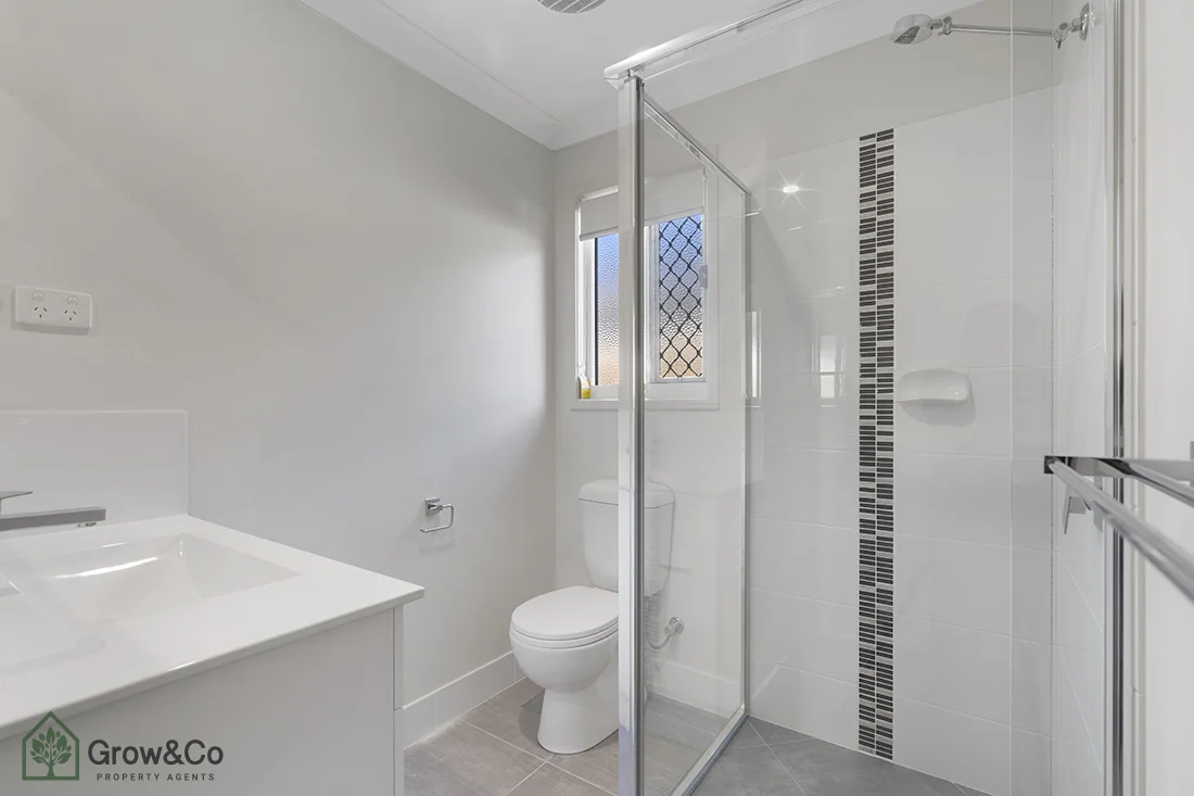 13B Stinson Way, Logan Reserve QLD 4133 photo 5