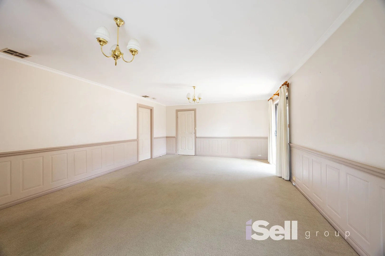 Additional image 3 of 33 Hedgeley Drive, Berwick VIC 3806